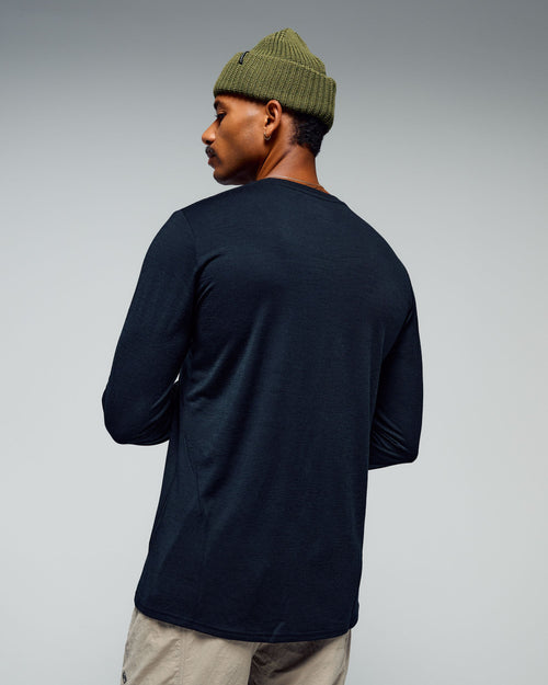 Men's 100% Merino Long Sleeve Crew Top Black Essential Layer