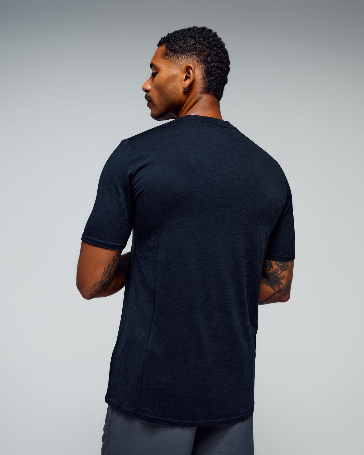 Men's 100% Merino Short Sleeve Crew Top Black Breathable